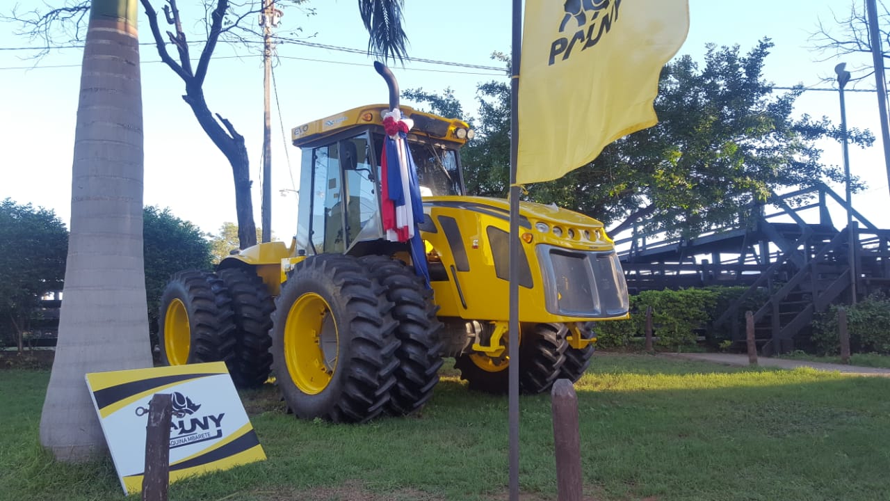 PAUNY PARAGUAY pisa fuerte en la Expo Mariano Roque Alonso 