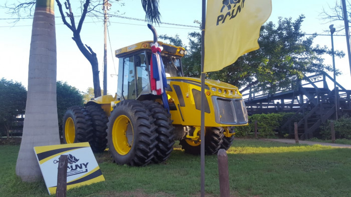 PAUNY PARAGUAY pisa fuerte en la Expo Mariano Roque Alonso 